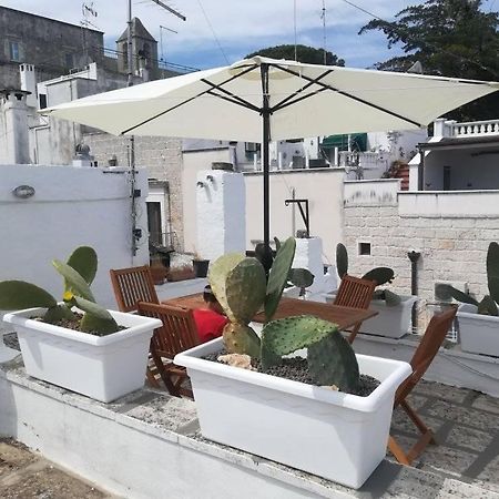 אוסטוני Vico Anglani Guest House מראה חיצוני תמונה